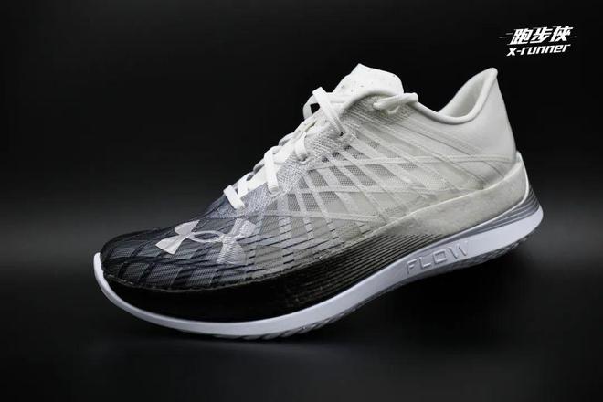 Kaiyun 开云首马在即碳板竞速跑鞋惊艳之选｜UA Flow Velociti Elite(图4)