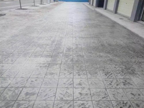 压印地坪有哪些特点？成都宏奕建筑为您讲解！（赶开云体育 开云官网紧收藏！）(图2)