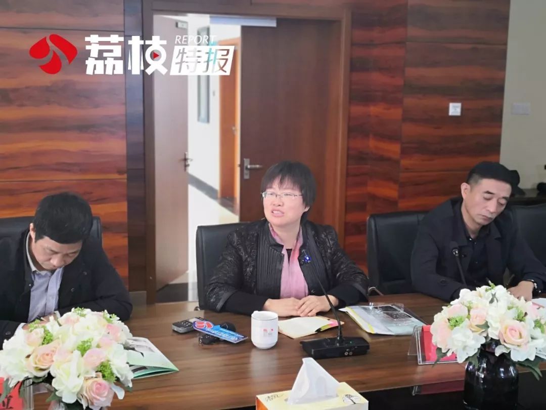 江苏省第一条新国标开云APP 开云官网入口塑胶跑道(图3)