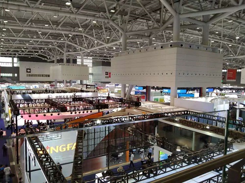 开云体育 Kaiyun.com 官网入口2021苏州国际橡塑展神级策划 七万专业观众将牵手参展企业 北晚新视觉