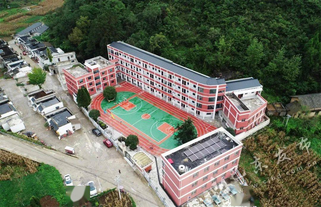 【民生实事追踪】Kaiyun 开云乡村学校有了新运动场！(图2)