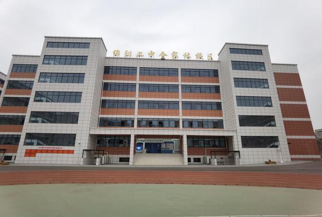 新学期抢“鲜”看 开云体育 Kaiyun.com 官网入口校园升级加速ing(图2)